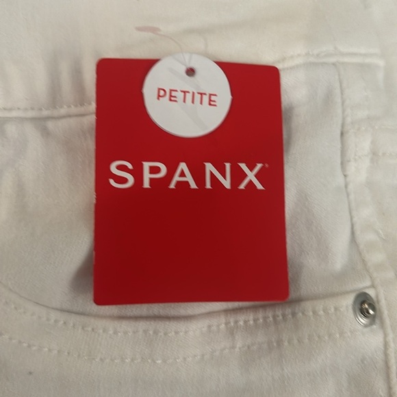 SPANX Sz M Petite High Rise Pull On Denim Stretchy Flare Slim Bootcut Jeans - Picture 9 of 12
